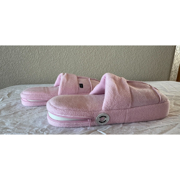 Conair Body Benefits Foot Vibes Battery Operated Massaging Slippers Womens OS - Picture 6 of 13